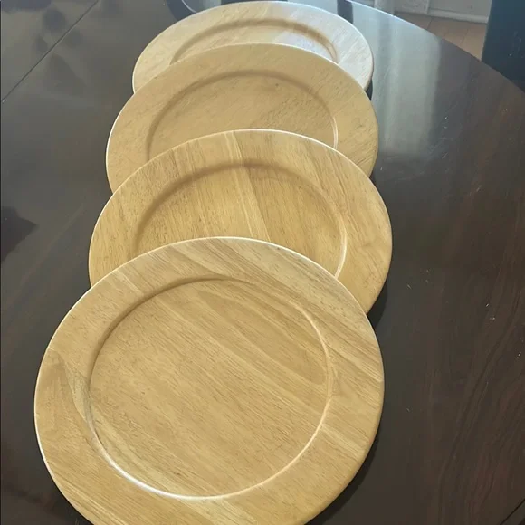 Four FURIO Natural Wood Chargers - Picture 3 of 3